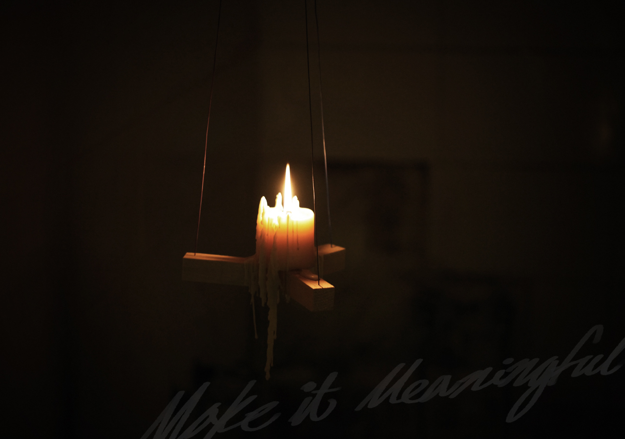 Diana Band’s work. The background image automatically turns to next image.