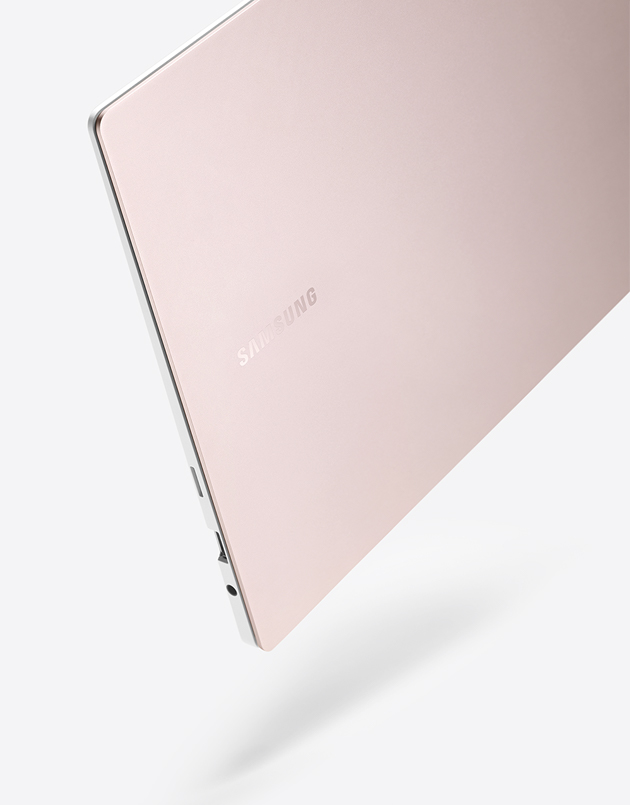 A close-up image of the sleek edge of the product, such as the floating full shot of the Galaxy Book Pro Gold model, is rolled.