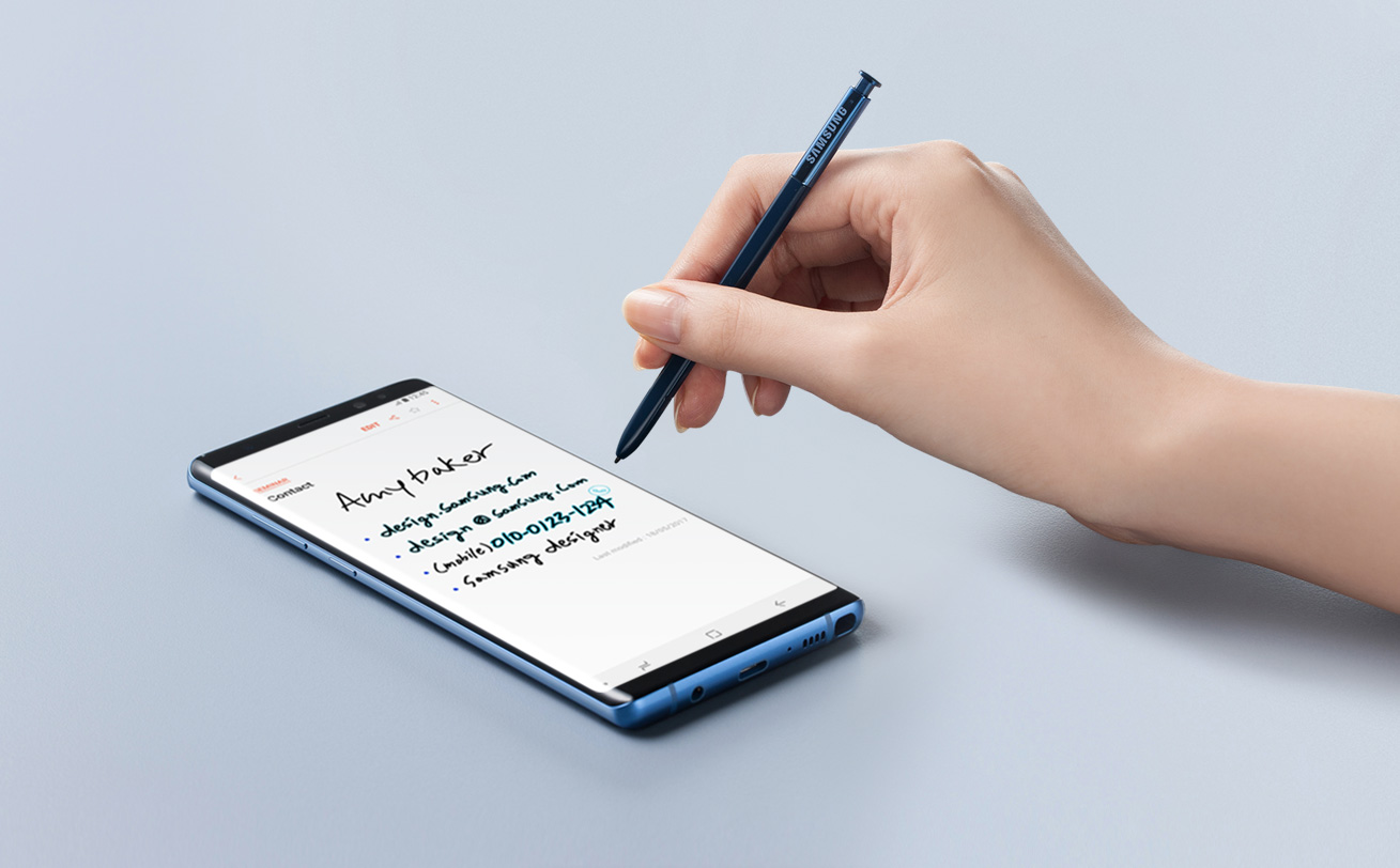 An image shows a user writing notes on Samsung Galaxy Note 8.