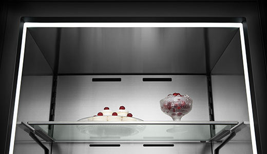 This is an image that shows the lighting of the built-in refrigerator BRR9000M.